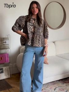 Chic Leopard Print Hollow Out Shirt for Women Fashion Casual O Neck Short Sleeve Top 2024 Printemps Femme Streetwear 240415