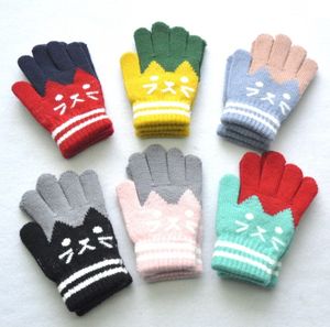 Manoplas de invierno para niños, guantes de lana gruesos de felpa cálidos a prueba de frío, guantes de jacquard con patrón de gato bonito para 6-11 años