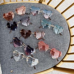 Gafas de sol para niños Corazón sin marco Gafas de sol para niños Gafas de diseñador para niñas Gafas de moda para niños 8 diseños opcionales DW5338