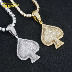 China Jewelry Factory Ace Poker Iced Out Rappen Jewelry Collier VVS Moisanite Diamond Hip Hop Pendant-insigner bijoux