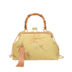Sac style chinois porté avec cheongsam, Hanfu, sac doré, sac à main, noeud bambou 231007