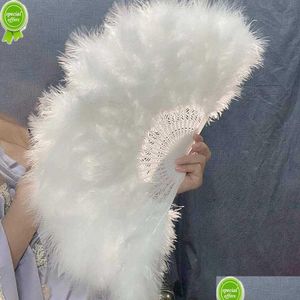 Produits de style chinois Nouveaux ventilateurs de plumes de mariage en vente