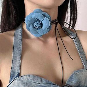 Ras du cou KMVEXO Gothique Élégant Grand Jean Rose Fleur Clavicule Chaîne Collier Pour Les Femmes De Mariage Tempérament De Mariée Bijoux De Mariage