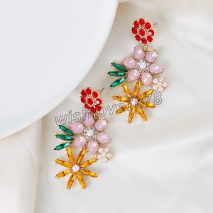Boucles d'oreilles pendantes de noël colorées en forme de flocon de neige, imitation de perles, fleur en cristal, bijoux creux pour femmes, accessoires Rhineatone