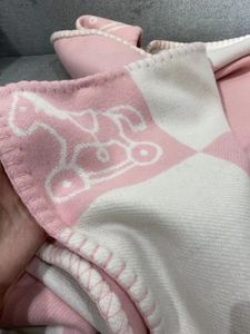 Chrismas Gift Baby Camel Pink Couvertures 100140 cm Top Quailty Lettre couvertures Boy Girl 90% Home Home Sofa Couverture