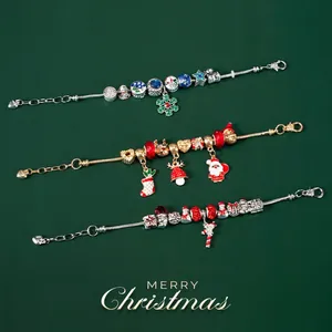 Bracelet de noël 2023, nouveau bracelet de perles, niche, bracelet haut sens, cadeaux décoratifs pour enfants, copines, couple.