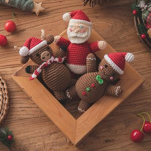 Adornos navideños, 1 pieza de juguete para bebé, juguetes de sonajero de Navidad de ganchillo hechos a mano, muñecos de peluche de alce para hombre y jengibre de Papá Noel, regalo para niños nacidos