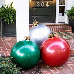 Decoraciones navideñas 45 cm Bola inflable decorada de Navidad hecha de PVC Gigante Sin luz Bolas grandes Decoraciones para árboles Bola de juguete al aire libre Resistente a la intemperie G220924