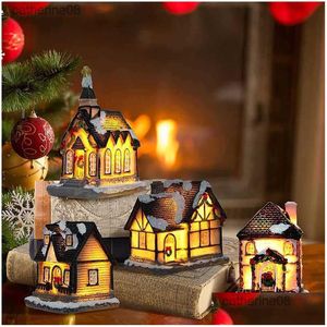 Décorations de Noël Light House Village pour la maison Cadeaux de Noël Ornements Nouvel An 2023 Natale Navidad Noel L230621 Drop Delivery Garden Dhqve