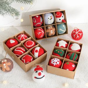 Décorations de Noël Boule de feutre de laine suspendue Boîte-cadeau Flocon de neige Pain d'épice Décor d'arbre pour la maison Ornements de Noël Navidad 231025