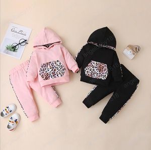 Conjunto de ropa navideña para niña, estampado de leopardo con bolsillo grande, sudaderas con capucha y pantalones, ropa suave de algodón de otoño para niños, conjuntos de dos piezas de 0 a 24 meses