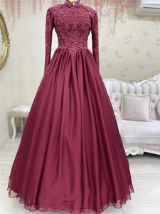 Claret Red A-Line Lace Musulmán Formal Compromiso Vestido de fiesta Cuello alto Apliques con cuentas Dubai Árabe Manga larga Vestidos de noche para mujeres