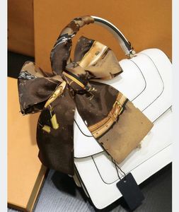 Bufanda clásica de 100% seda marrón para mujer 2023 nuevo diseño de primavera estilo de cadena bufandas de anillo largo bufandas envueltas con chales de etiqueta para el mejor regalo
