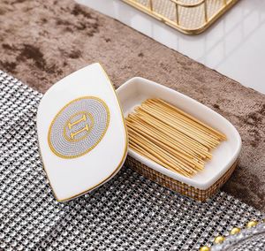 Boîte à cure-dents européenne classique seau ménage carré porte-cure-dents table basse décoration en céramique créative