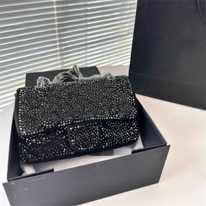 Sac à bandoulière classique à chaîne à rabat, sacoche de styliste à la mode, sac à main coloré brillant avec bijoux intégrés