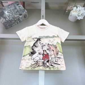 Classics Baby T-shirts Animal Team Building Modèles Cotton Girls Boys Brans manche taille 90-160 cm Designer Kids Vêtements Enfant d'été