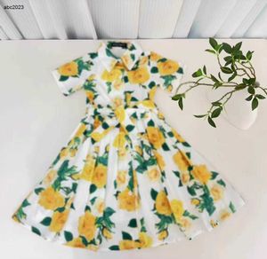 Classics Girls Partydress Jupe de bébé à manches courtes 90-150 cm Vêtements de créateurs pour enfants Jaune à imprimé floral robe de princesse 24april