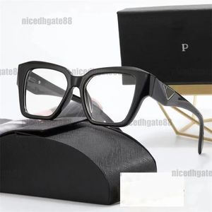 Lunettes de créateurs clairs pour hommes Designers Triangle Triangle Sunglasses pour femmes Cadre acétate Eyeglasse Fashion Black Leopard Vintage Sun Glasses Man Causal GA079