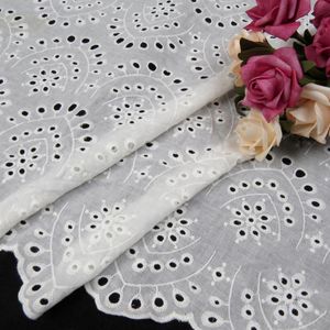 Tela de ropa bordada de algodón por yarda, ojal de encaje blanco para costura artesanal, vestido de boda, decoración de fiesta en casa