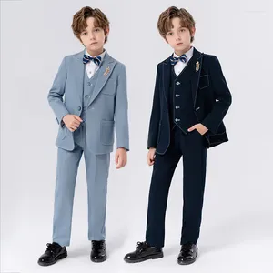 Ensembles de vêtements 2 à 16 ans Boys Slim Fit Formal Cost Set Set Toddler Tuxedo pour adolescents robes de communion Vêtements Kids Wedding Ring Bearier Tenue