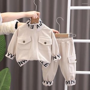 Ensembles de vêtements 2024 Spring Korean Baby Boy Boy for Kids Fashion Letter LETTRE ZIPPER LONG LONGES Vestes Pantalons Boys 2 ans