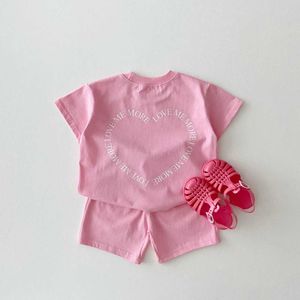 Ensembles de vêtements 2pcs Baby Girls Boys Tenicles Set Fashion Summer Mignon Basic Basic Sleeve Kids Tees