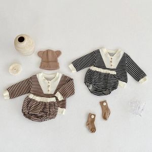 Conjuntos de ropa para bebés, niñas y niños, camisetas de manga larga a rayas, pantalones cortos bombachos (fundas de pañales), traje de 2 piezas de algodón para niños pequeños de 0 a 36 meses