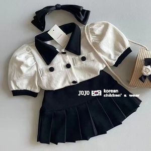 Ensembles de vêtements été petites filles enfants noir blanc deux 2 pièces hauts jupes bébé vêtements enfants tenues d'anniversaire pour 230317