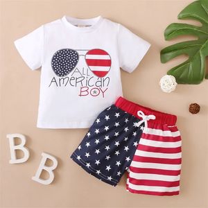 Ensembles de vêtements Été Nouveau-né Bébé Filles Garçons 4 juillet Tenue Drapeau américain T-shirt Pantalon court Enfant Independence Day Vêtements Ensemble 230927