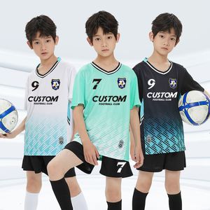 Ensembles de vêtements en gros personnalisé personnalisé enfants maillot de football chemise de haute qualité enfants uniforme de football maillot de football pour jeune garçon 230626