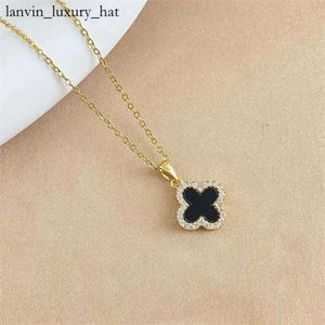 Clover Cleef Fashional New Womens Designer Fashion Flowers Vanclef Collier à quatre feuilles Collier Gold Colliers Bijoux 2538