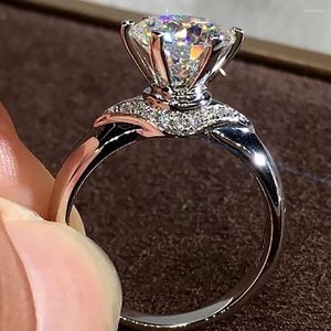 Bagues de grappe 18K Au750 or blanc femmes bague de fiançailles de fête de mariage 1 2 3 4 5 rubans ronds Moissanite diamant élégant Noble