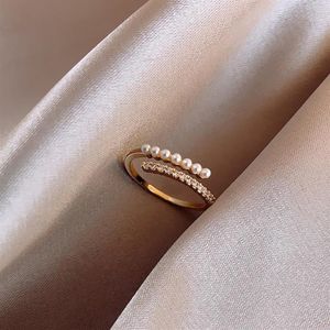 Anillos de racimo 2022 Tendencia Redonda Metal Pearl Apertura para mujeres Moda coreana Charm Lady Classic Wedding Bands Party Ring Jewelry Gi289w