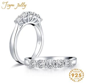 Anillos de clúster Joycejelly Trendy 925 Solid Silver Women Ring para joyas de boda 5 Round creó Mossanites Fine Party Gifts Woles5163841