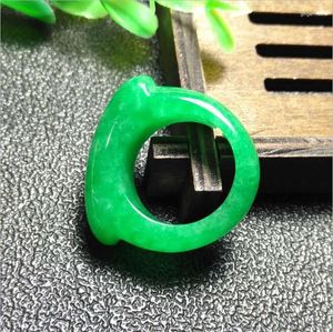 Bagues en grappe Bague en jade vert naturel Selle sculptée à la main Bonne chance Jadéite Marque Hommes Bijoux Hommes