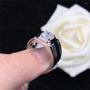 Bagues de grappe Pass Test 1CT Moissanite Bague de fiançailles Solide 14K Or Blanc Hommes Brillant Bijoux Cadeau