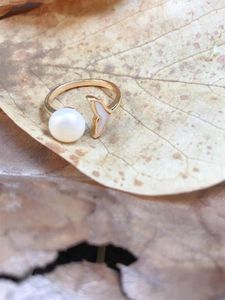 Anillos de clúster venta jewerlry cobre madre blanca de la concha anillo de perlas de agua dulce para mujeres estilos de calle minimalista regalo delgado gril