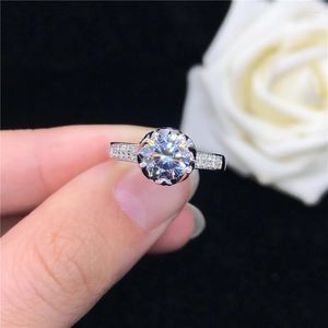 Anillos de racimo Sólido 14K Oro blanco AU585 Anillo 2CT Compromiso de diamante Regalo de cumpleaños perfecto Estilo de flor de loto duradero para siempre