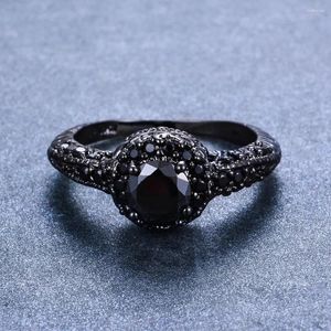 Anillos de racimo Vintage Negro Redondo Zircon Anillo de compromiso Personalidad Hombres y mujeres Joyería antigua Cóctel de boda