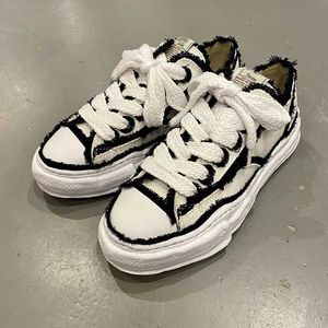 Co branded Mihara Yasuhiro MMY dissolving shoes for men and women versatile breathable small white shoes casual board shoes
