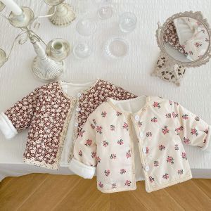 Coats 3672c Baby Mabet 2022 Hiver Nouveau coton Tampe à longue fille Lace Floral Cotton Kid's Cardigan Veste