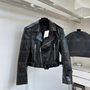 Abrigos Diseñador Chaqueta para mujer Guapo Chaquetas de motocicleta Patrón de cocodrilo ancho suelto Manga larga Solapa Cremallera Bolsillo Chaqueta de cuero informal simple Mujer