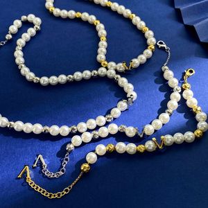Color de color de color frío Collar de diseñador Collar de lujo Fashion White Pearlets White Pearlets Full Diamond Extravagant Factory Allanador de entrega rápida