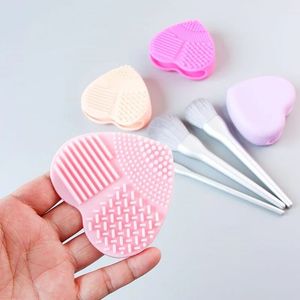 Coeur coloré en forme de coeur Nettoyer les brosses de maquillage laver les brosses de silice gant gant Board Board de nettoyage cosmétique pour les pinceaux de maquillage