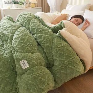 Comforters sets New Super Thick Winter Warm Blanket for Bed Artificial Lamb Cashmere Weighted Blankets Soft Comfortable Warmth Quilt Comforter YQ231021