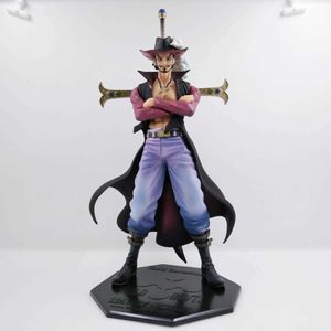 Comics Heroes 28cm Anime One Piece Dracule Mihawk Eagle Eye Action Figure PVC Modèle Doll Toy Figurine Collectibles Ornements pour enfants Gift 240413