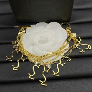 Pulsera compuesta para mujer Diseñador Marca Carta Cadena de moda Pulseras combinadas de múltiples cadenas Regalo de cumpleaños para niñas Joyería para fiesta de compromiso