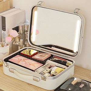 Sacs à cosmétiques Étuis Trousse de toilette pour dames avec miroir lumière LED Pochette de maquillage pour femmes Portable étanche Boîte de rangement de maquillage de grande capacité pour voyage 231108