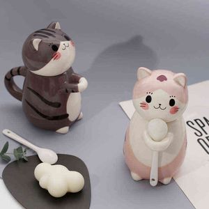 Pareja de dibujos animados japoneses lindas taza de cerámica de gato tazas de café tazas de café con vaso de tapa con vaso de paja taza fría T220810