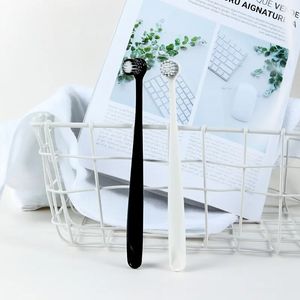 Couple Brosse à dents 2 brosse à dents en spirale importée en noir et blanc tête ronde adulte brosse à dents molle Eco Produits conviviaux